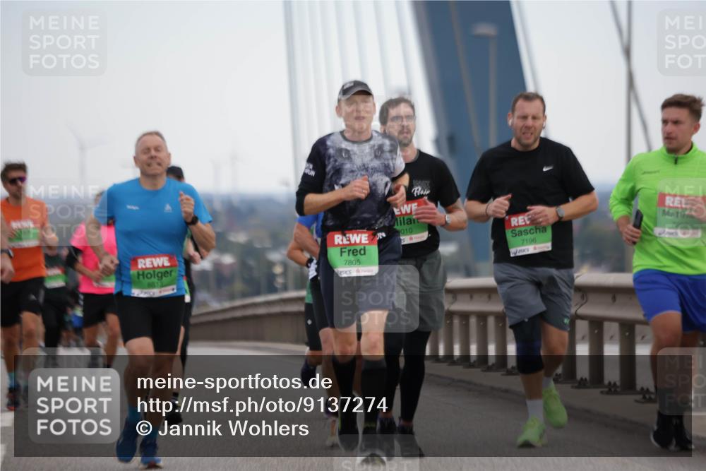 03.10.2025 - Köhlbrandbrückenlauf Jannik Wohlers http://msf.ph/oto/9137274 03.10.2025 15:25:01 Position 1 7196, 7226, 8613, 010, 7805 meine-sportfotos.de
