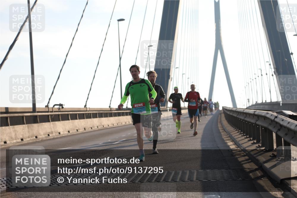 03.10.2025 - Köhlbrandbrückenlauf Yannick Fuchs http://msf.ph/oto/9137295 03.10.2025 08:21:13 Position 2 2705 meine-sportfotos.de