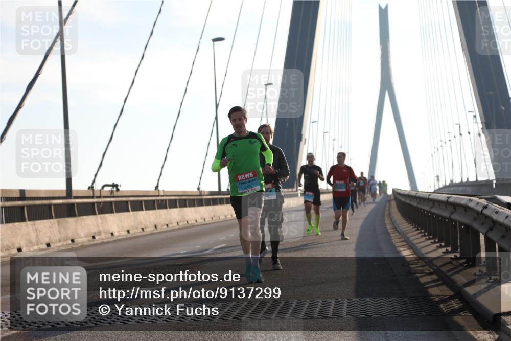 03.10.2025 - Köhlbrandbrückenlauf Yannick Fuchs http://msf.ph/oto/9137299 03.10.2025 08:21:13 Position 2 2705 meine-sportfotos.de