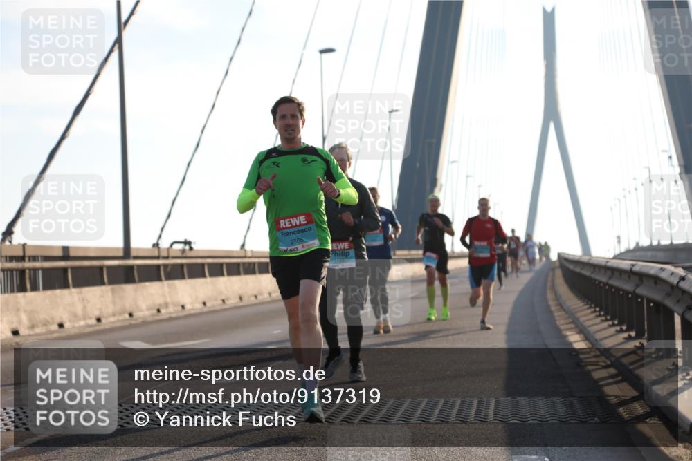 03.10.2025 - Köhlbrandbrückenlauf Yannick Fuchs http://msf.ph/oto/9137319 03.10.2025 08:21:14 Position 2 2705, 1184 meine-sportfotos.de