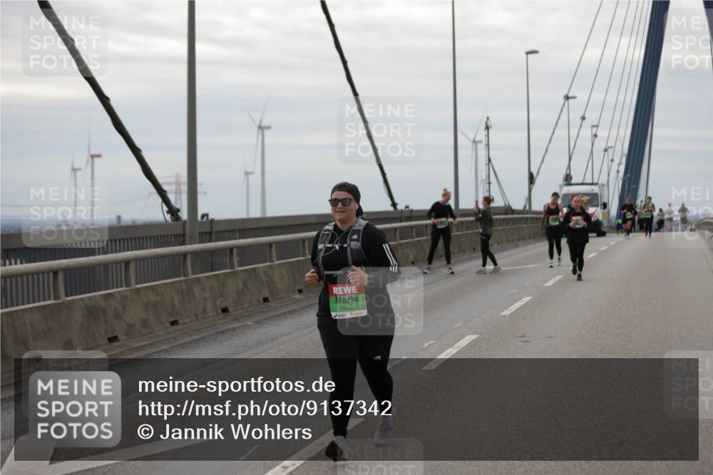 03.10.2025 - Köhlbrandbrückenlauf Jannik Wohlers http://msf.ph/oto/9137342 03.10.2025 16:07:35 Position 1 8510 meine-sportfotos.de