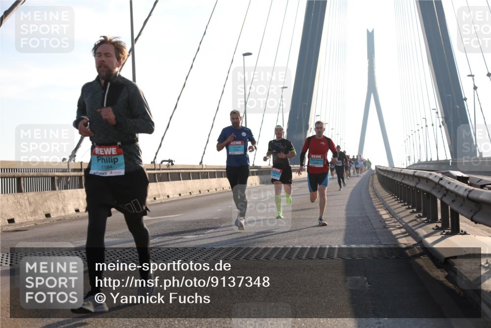03.10.2025 - Köhlbrandbrückenlauf Yannick Fuchs http://msf.ph/oto/9137348 03.10.2025 08:21:15 Position 2 1184 meine-sportfotos.de