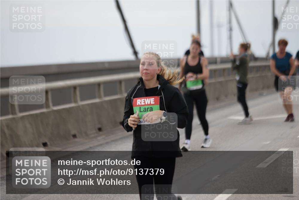 03.10.2025 - Köhlbrandbrückenlauf Jannik Wohlers http://msf.ph/oto/9137379 03.10.2025 16:07:41 Position 1  meine-sportfotos.de