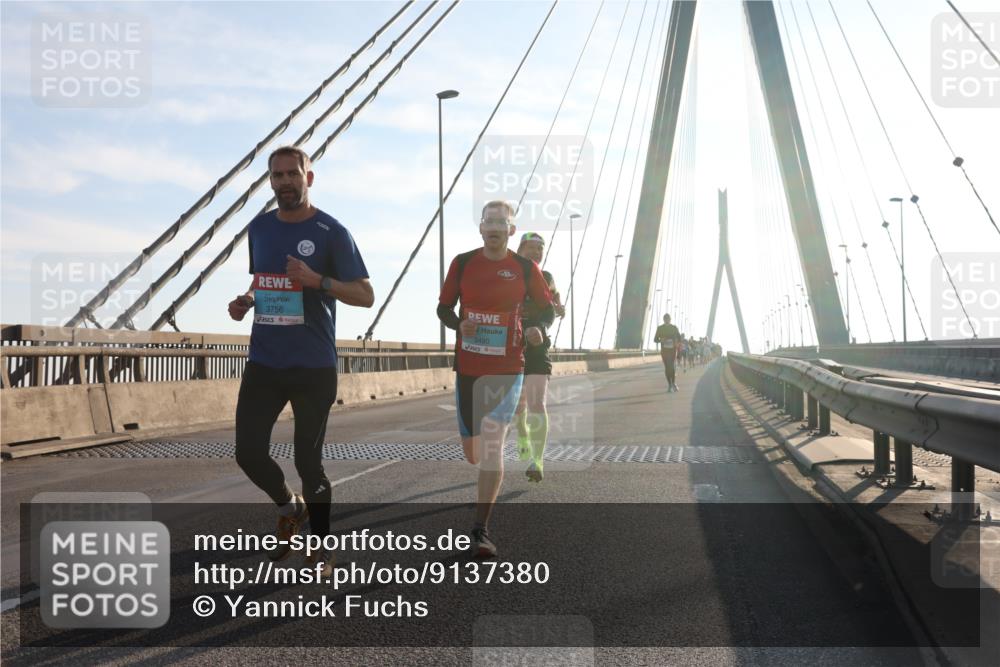 03.10.2025 - Köhlbrandbrückenlauf Yannick Fuchs http://msf.ph/oto/9137380 03.10.2025 08:21:17 Position 2 3756, 3490 meine-sportfotos.de