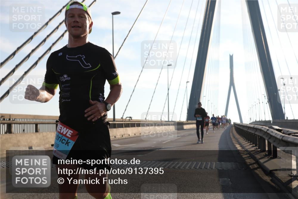 03.10.2025 - Köhlbrandbrückenlauf Yannick Fuchs http://msf.ph/oto/9137395 03.10.2025 08:21:19 Position 2 609 meine-sportfotos.de