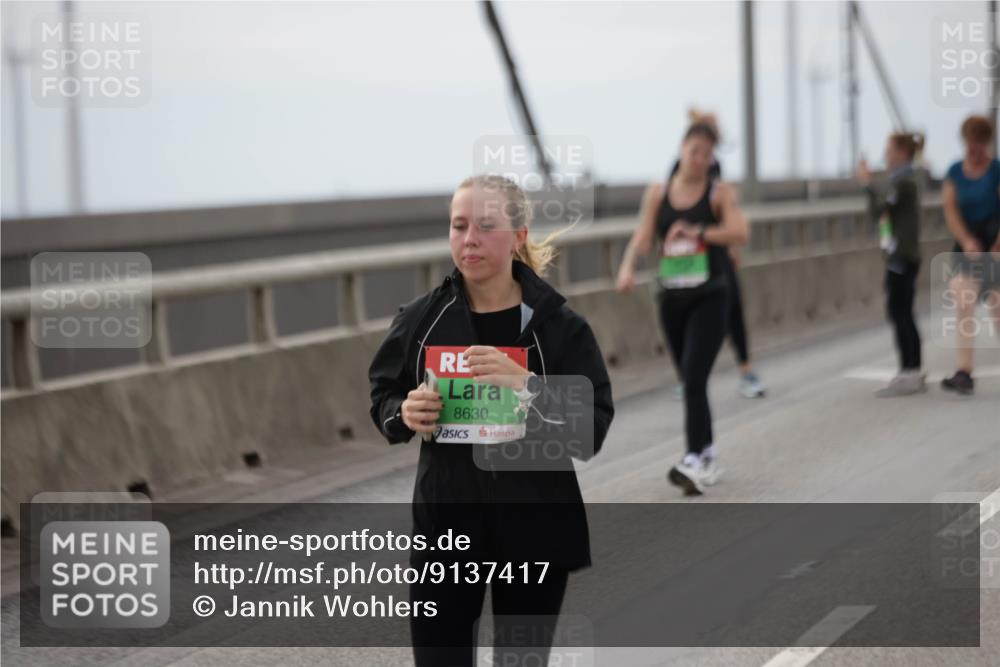 03.10.2025 - Köhlbrandbrückenlauf Jannik Wohlers http://msf.ph/oto/9137417 03.10.2025 16:07:41 Position 1 8630 meine-sportfotos.de