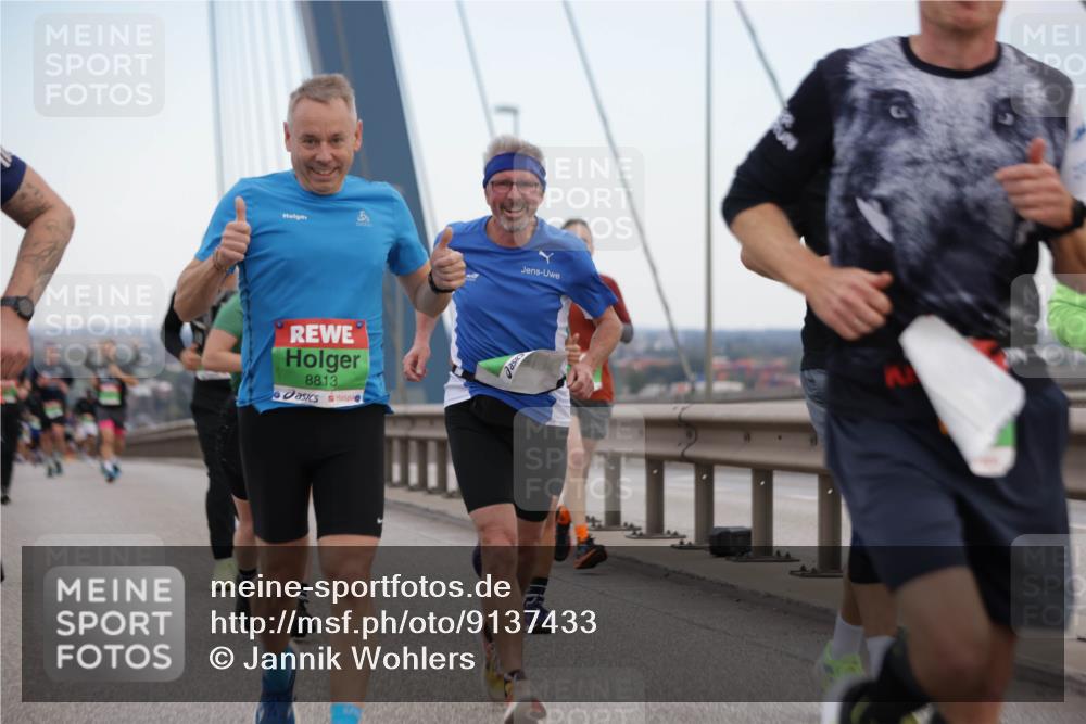 03.10.2025 - Köhlbrandbrückenlauf Jannik Wohlers http://msf.ph/oto/9137433 03.10.2025 15:25:05 Position 1 8813, 6, 2 meine-sportfotos.de