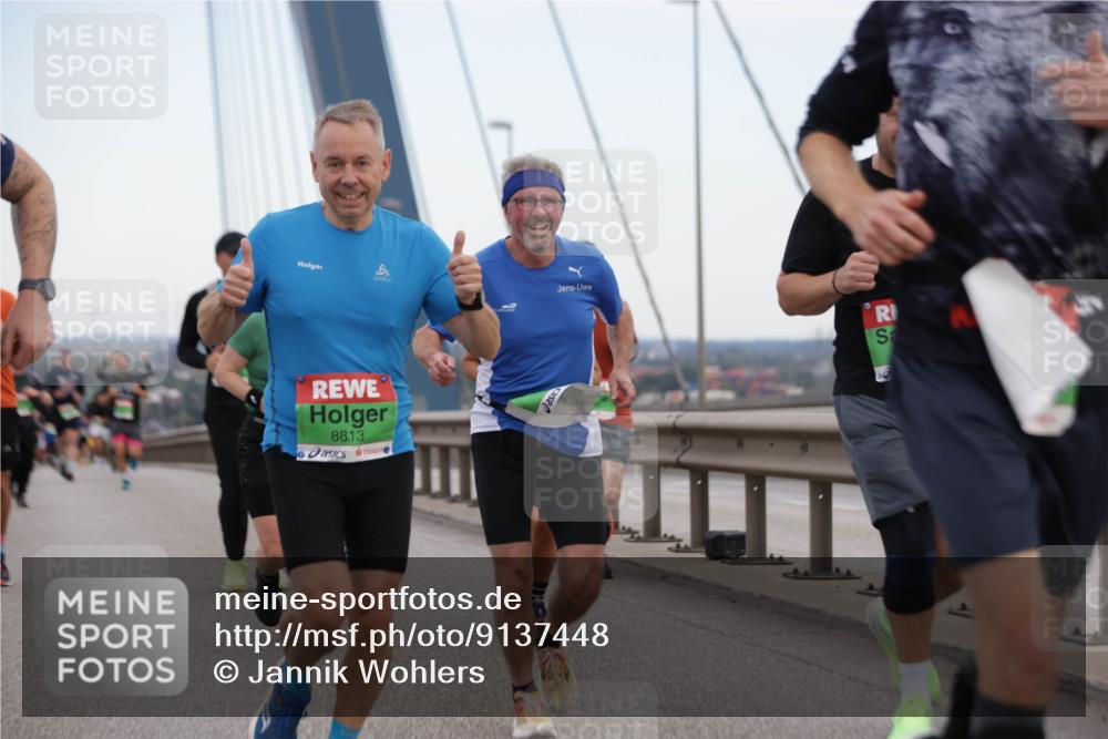 03.10.2025 - Köhlbrandbrückenlauf Jannik Wohlers http://msf.ph/oto/9137448 03.10.2025 15:25:05 Position 1 8813 meine-sportfotos.de