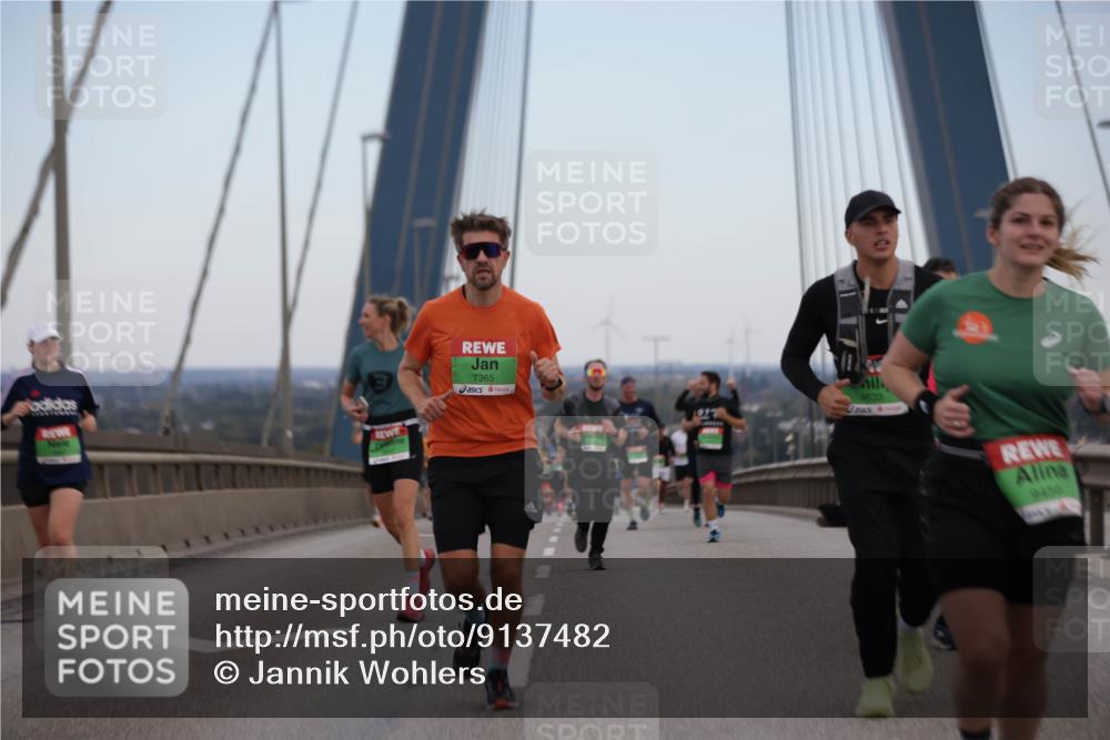 03.10.2025 - Köhlbrandbrückenlauf Jannik Wohlers http://msf.ph/oto/9137482 03.10.2025 15:25:06 Position 1 7365, 017, 9633, 9458 meine-sportfotos.de