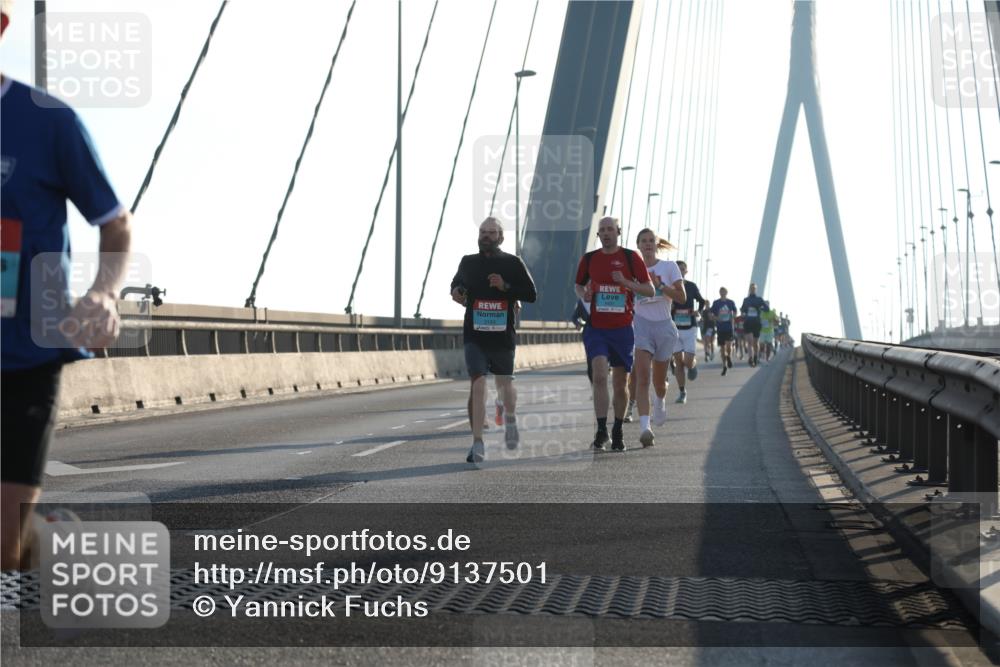 03.10.2025 - Köhlbrandbrückenlauf Yannick Fuchs http://msf.ph/oto/9137501 03.10.2025 08:21:26 Position 2  meine-sportfotos.de