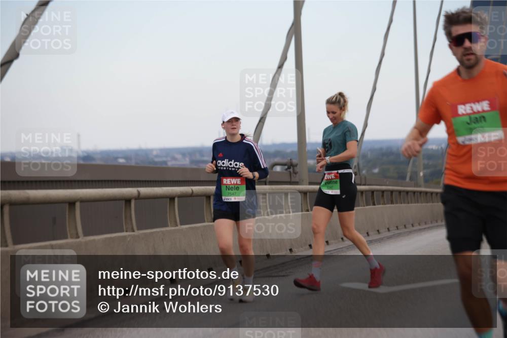 03.10.2025 - Köhlbrandbrückenlauf Jannik Wohlers http://msf.ph/oto/9137530 03.10.2025 15:25:07 Position 1 7547, 9347, 70003 meine-sportfotos.de