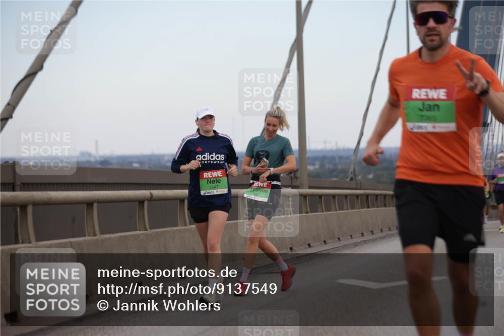 03.10.2025 - Köhlbrandbrückenlauf Jannik Wohlers http://msf.ph/oto/9137549 03.10.2025 15:25:08 Position 1 7547, 9347, 7365 meine-sportfotos.de