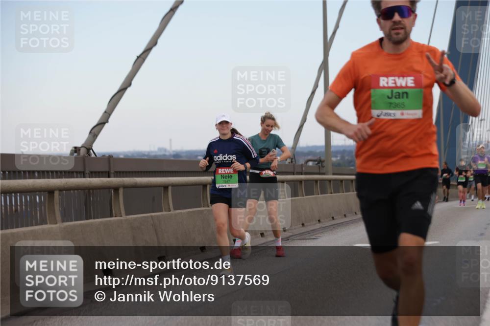03.10.2025 - Köhlbrandbrückenlauf Jannik Wohlers http://msf.ph/oto/9137569 03.10.2025 15:25:08 Position 1 7547, 7365 meine-sportfotos.de
