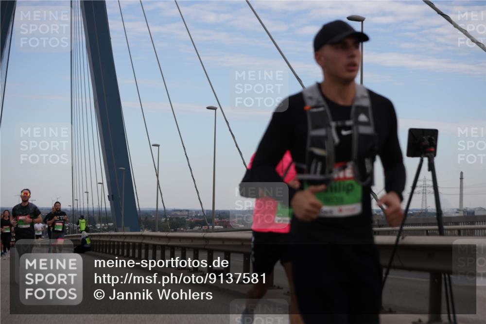 03.10.2025 - Köhlbrandbrückenlauf Jannik Wohlers http://msf.ph/oto/9137581 03.10.2025 15:25:09 Position 1  meine-sportfotos.de