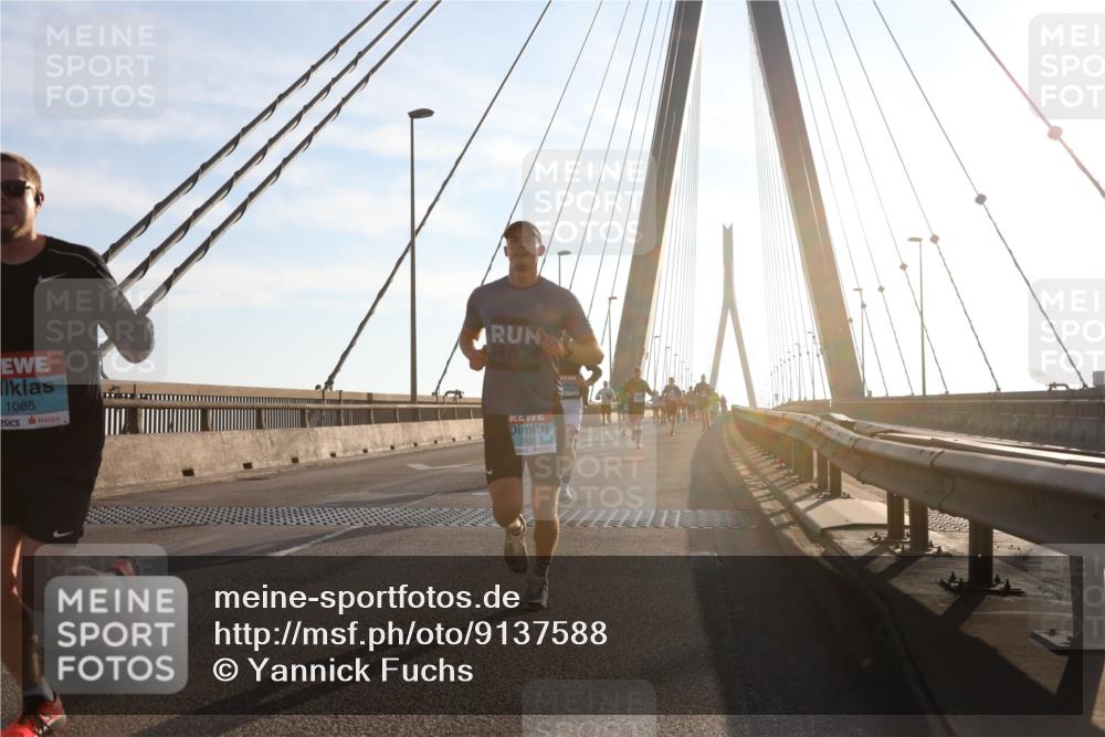 03.10.2025 - Köhlbrandbrückenlauf Yannick Fuchs http://msf.ph/oto/9137588 03.10.2025 08:21:32 Position 2 1085, 2831 meine-sportfotos.de