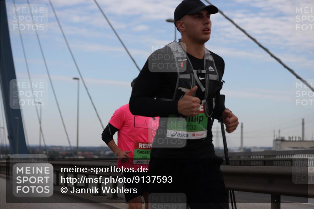 03.10.2025 - Köhlbrandbrückenlauf Jannik Wohlers http://msf.ph/oto/9137593 03.10.2025 15:25:09 Position 1 9191, 9633 meine-sportfotos.de
