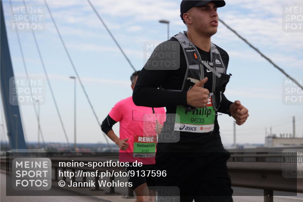 03.10.2025 - Köhlbrandbrückenlauf Jannik Wohlers http://msf.ph/oto/9137596 03.10.2025 15:25:09 Position 1 9191, 9633 meine-sportfotos.de