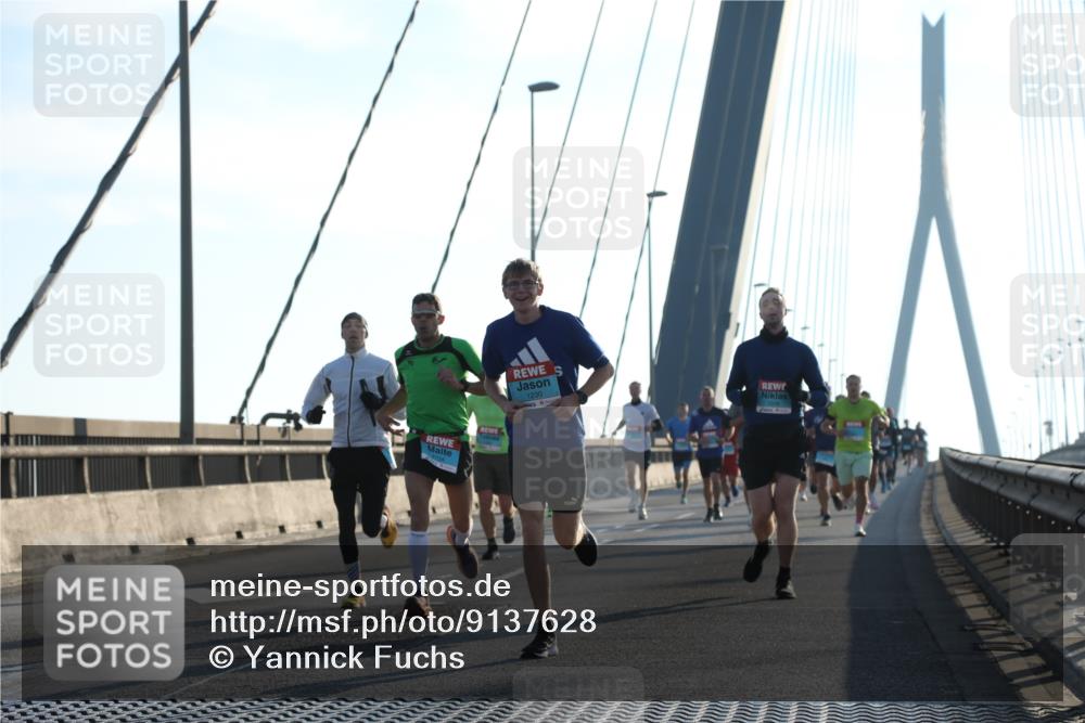 03.10.2025 - Köhlbrandbrückenlauf Yannick Fuchs http://msf.ph/oto/9137628 03.10.2025 08:21:38 Position 2  meine-sportfotos.de