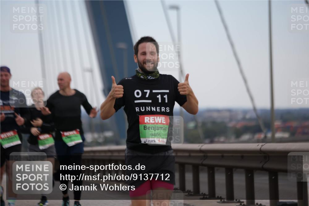 03.10.2025 - Köhlbrandbrückenlauf Jannik Wohlers http://msf.ph/oto/9137712 03.10.2025 15:25:14 Position 1 07, 11, 9405 meine-sportfotos.de