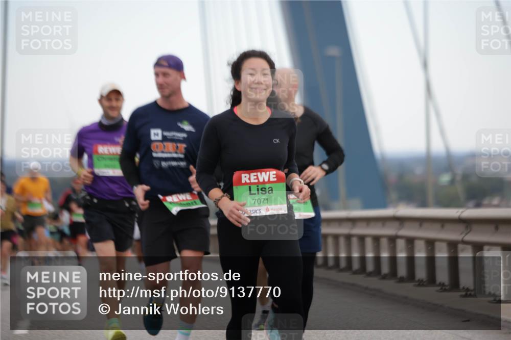03.10.2025 - Köhlbrandbrückenlauf Jannik Wohlers http://msf.ph/oto/9137770 03.10.2025 15:25:16 Position 1 7071 meine-sportfotos.de