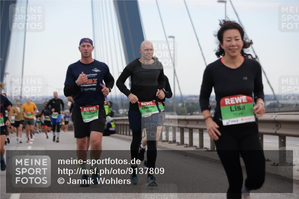 03.10.2025 - Köhlbrandbrückenlauf Jannik Wohlers http://msf.ph/oto/9137809 03.10.2025 15:25:17 Position 1 9348, 9349, 7071 meine-sportfotos.de