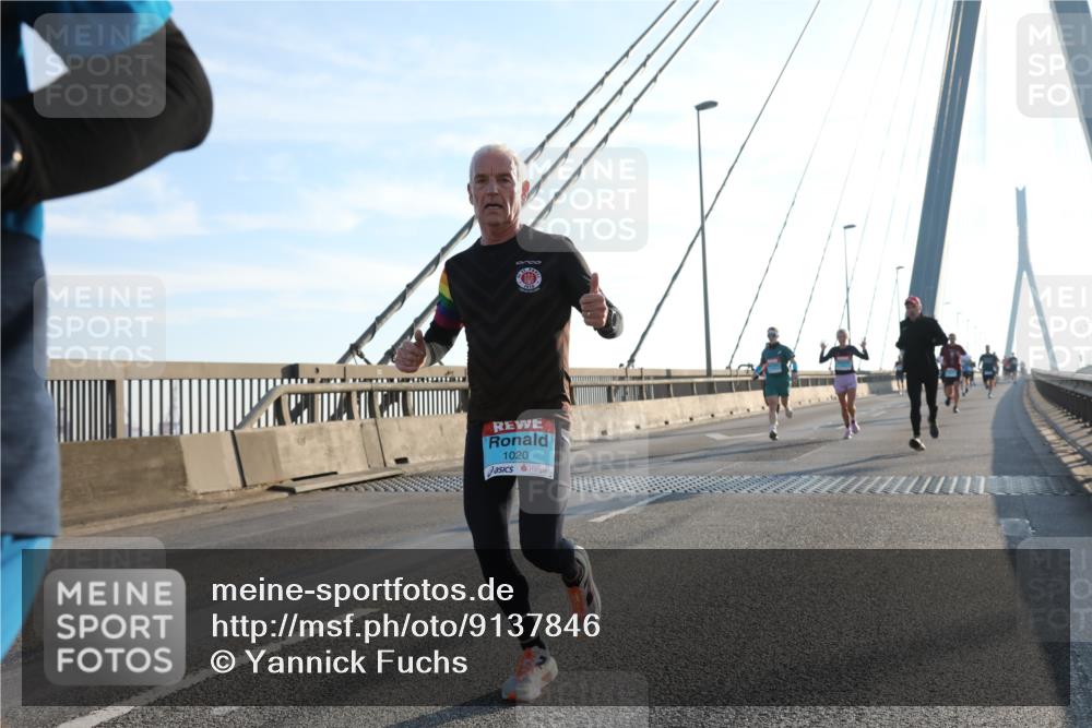 03.10.2025 - Köhlbrandbrückenlauf Yannick Fuchs http://msf.ph/oto/9137846 03.10.2025 08:21:51 Position 2 1020 meine-sportfotos.de