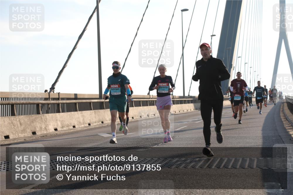 03.10.2025 - Köhlbrandbrückenlauf Yannick Fuchs http://msf.ph/oto/9137855 03.10.2025 08:21:52 Position 2 1086 meine-sportfotos.de