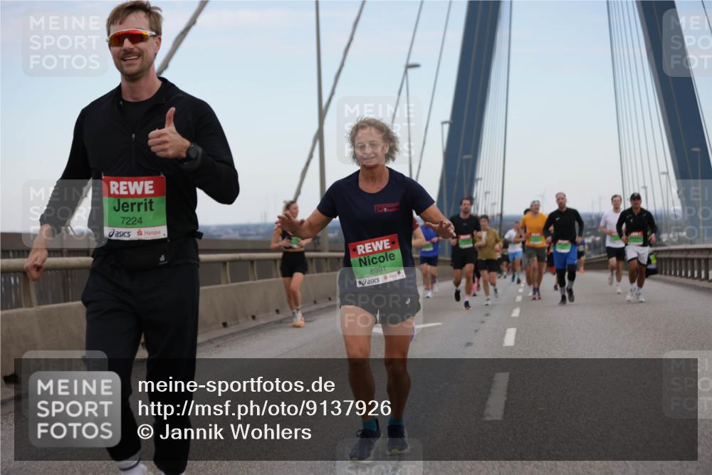 03.10.2025 - Köhlbrandbrückenlauf Jannik Wohlers http://msf.ph/oto/9137926 03.10.2025 15:25:20 Position 1 7224, 8991 meine-sportfotos.de