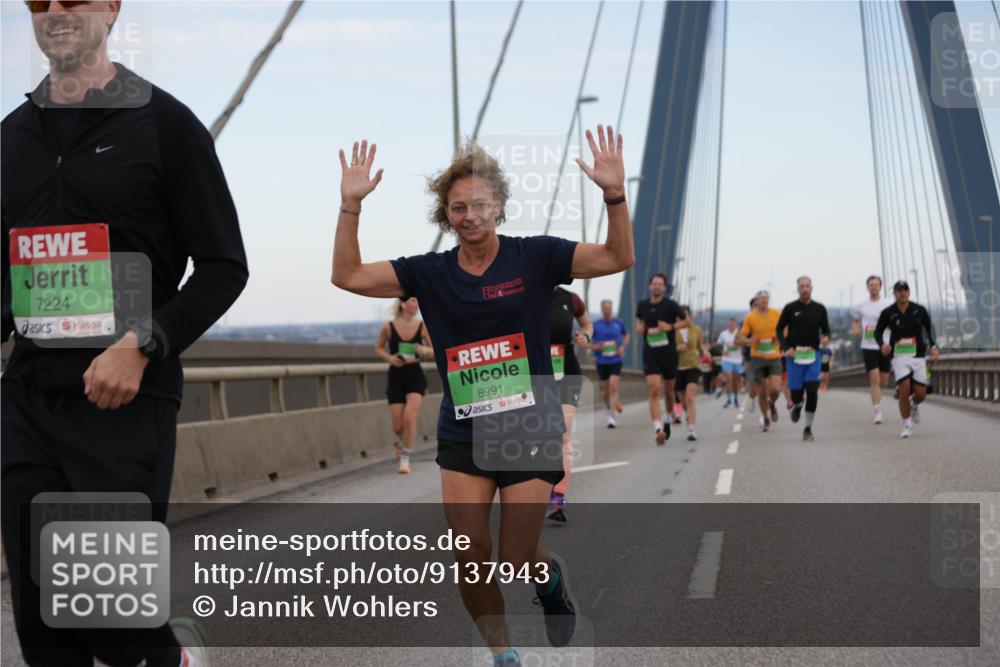 03.10.2025 - Köhlbrandbrückenlauf Jannik Wohlers http://msf.ph/oto/9137943 03.10.2025 15:25:20 Position 1 7224, 8991 meine-sportfotos.de
