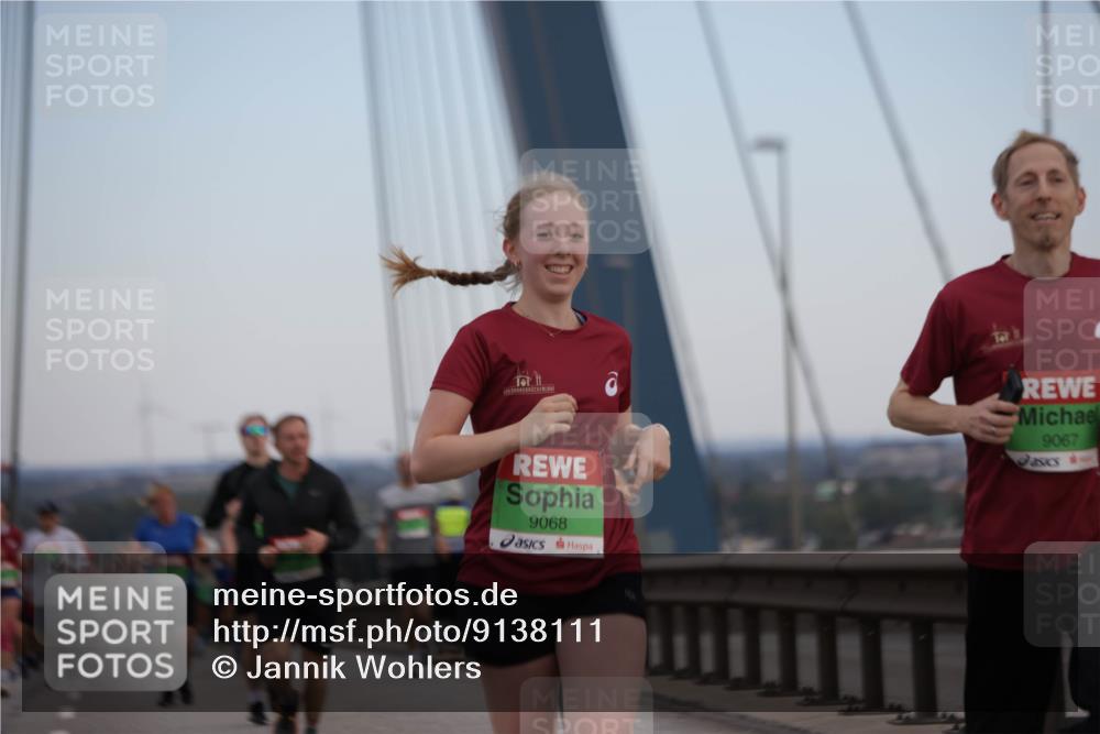 03.10.2025 - Köhlbrandbrückenlauf Jannik Wohlers http://msf.ph/oto/9138111 03.10.2025 15:28:13 Position 1 9068, 9067 meine-sportfotos.de