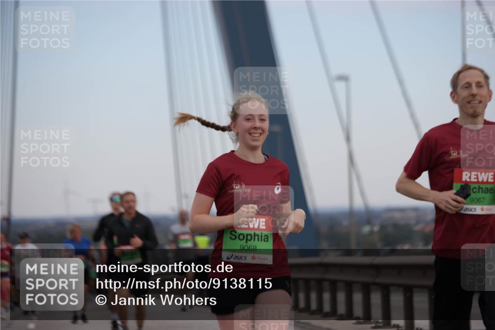 03.10.2025 - Köhlbrandbrückenlauf Jannik Wohlers http://msf.ph/oto/9138115 03.10.2025 15:28:13 Position 1 9068, 9067 meine-sportfotos.de