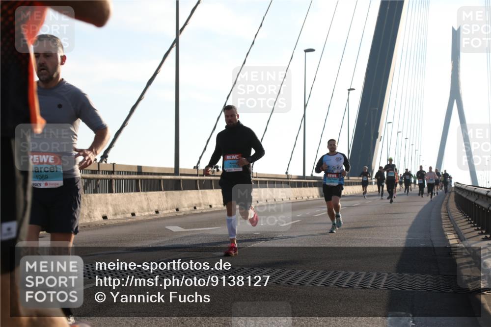 03.10.2025 - Köhlbrandbrückenlauf Yannick Fuchs http://msf.ph/oto/9138127 03.10.2025 08:22:13 Position 2 1069, 3718 meine-sportfotos.de