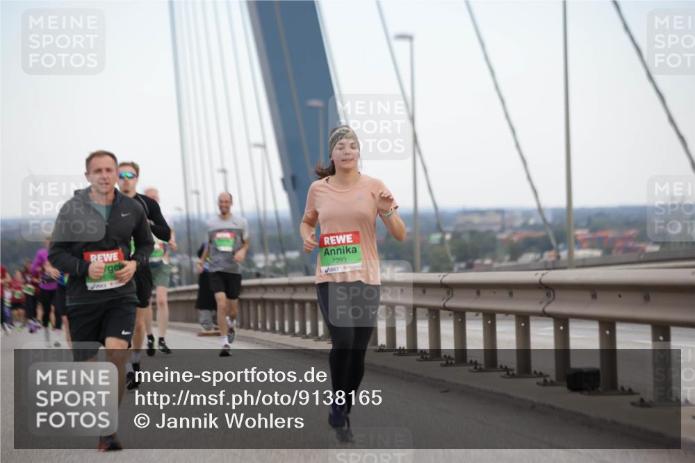 03.10.2025 - Köhlbrandbrückenlauf Jannik Wohlers http://msf.ph/oto/9138165 03.10.2025 15:28:15 Position 1 7393 meine-sportfotos.de