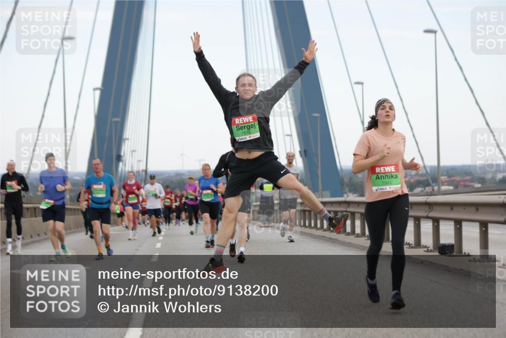 03.10.2025 - Köhlbrandbrückenlauf Jannik Wohlers http://msf.ph/oto/9138200 03.10.2025 15:28:16 Position 1 7576, 7393 meine-sportfotos.de