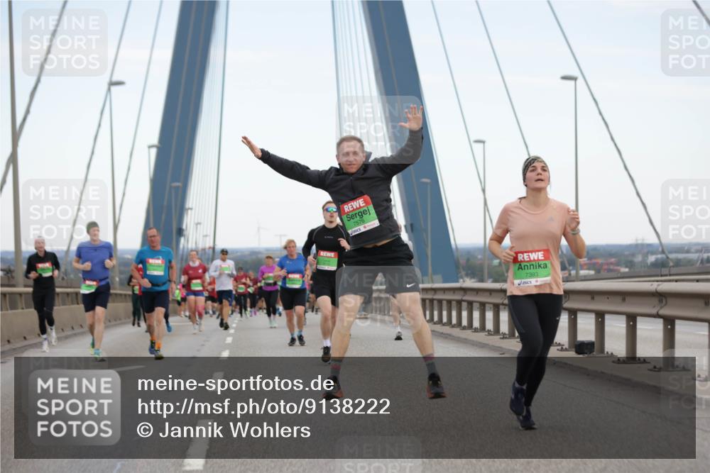 03.10.2025 - Köhlbrandbrückenlauf Jannik Wohlers http://msf.ph/oto/9138222 03.10.2025 15:28:16 Position 1 7576, 7393 meine-sportfotos.de
