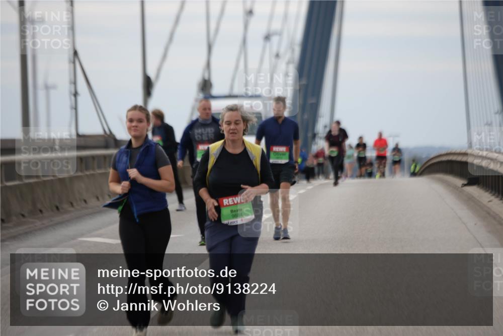 03.10.2025 - Köhlbrandbrückenlauf Jannik Wohlers http://msf.ph/oto/9138224 03.10.2025 16:08:29 Position 1 9684 meine-sportfotos.de