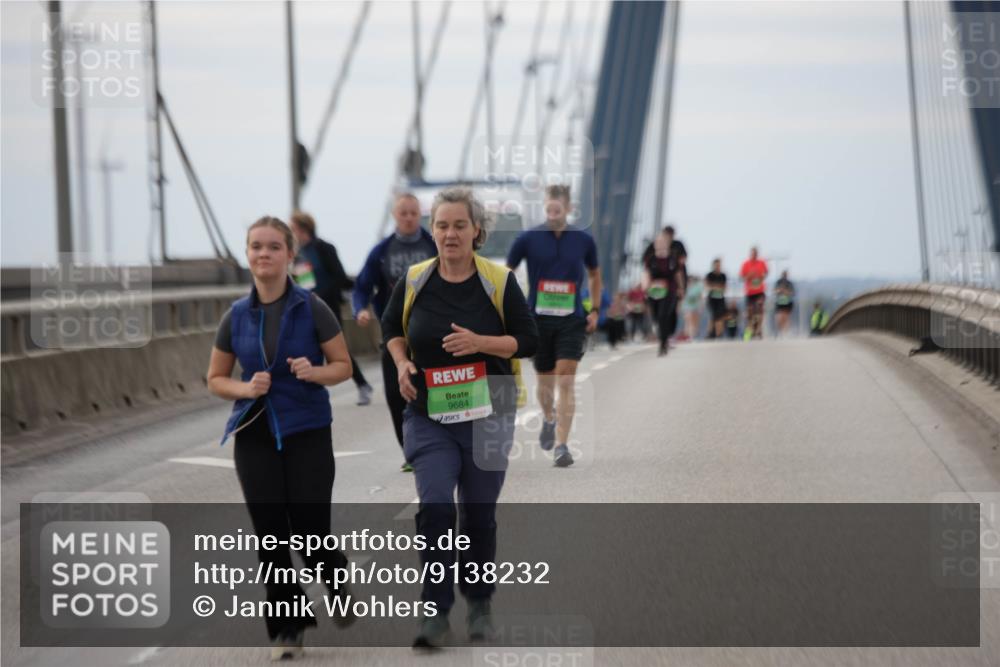 03.10.2025 - Köhlbrandbrückenlauf Jannik Wohlers http://msf.ph/oto/9138232 03.10.2025 16:08:29 Position 1 9684 meine-sportfotos.de