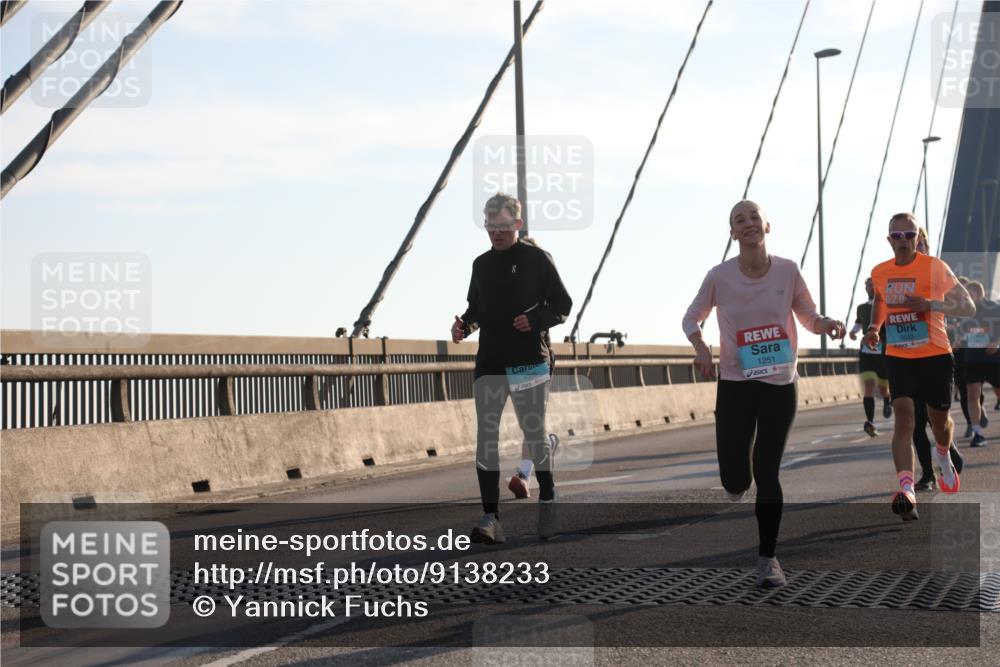 03.10.2025 - Köhlbrandbrückenlauf Yannick Fuchs http://msf.ph/oto/9138233 03.10.2025 08:22:24 Position 2 1095, 1251, 3043 meine-sportfotos.de