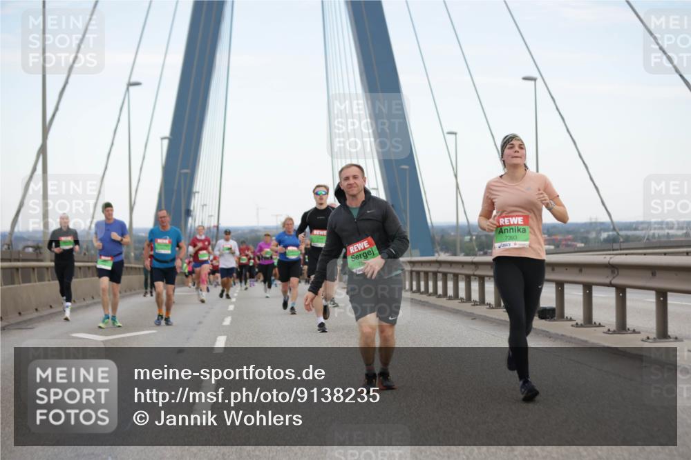 03.10.2025 - Köhlbrandbrückenlauf Jannik Wohlers http://msf.ph/oto/9138235 03.10.2025 15:28:16 Position 1 7393 meine-sportfotos.de