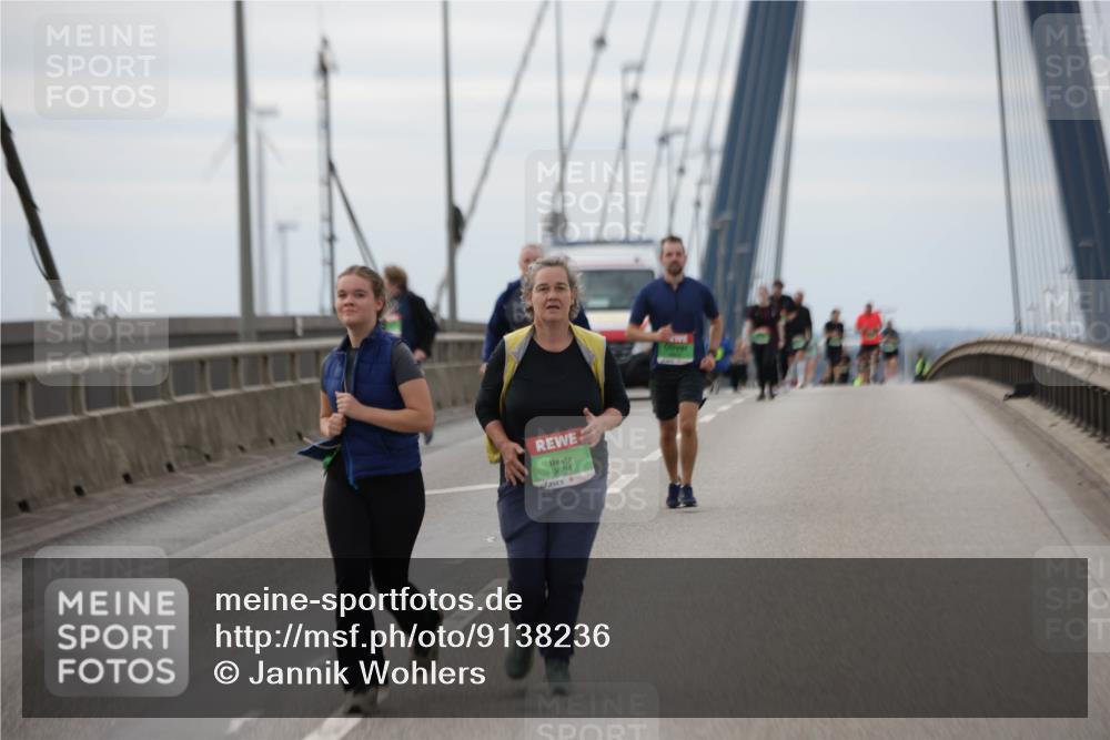 03.10.2025 - Köhlbrandbrückenlauf Jannik Wohlers http://msf.ph/oto/9138236 03.10.2025 16:08:30 Position 1 9684 meine-sportfotos.de