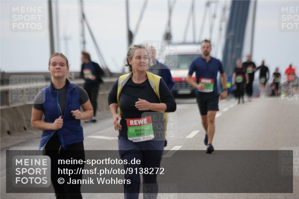 03.10.2025 - Köhlbrandbrückenlauf Jannik Wohlers http://msf.ph/oto/9138272 03.10.2025 16:08:31 Position 1 9684 meine-sportfotos.de