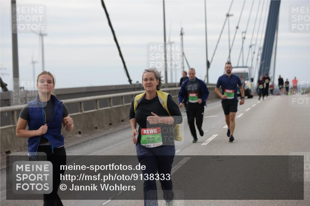 03.10.2025 - Köhlbrandbrückenlauf Jannik Wohlers http://msf.ph/oto/9138333 03.10.2025 16:08:33 Position 1 9684 meine-sportfotos.de