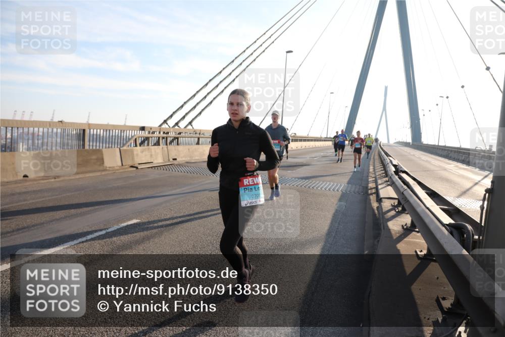 03.10.2025 - Köhlbrandbrückenlauf Yannick Fuchs http://msf.ph/oto/9138350 03.10.2025 08:22:31 Position 2 2708 meine-sportfotos.de