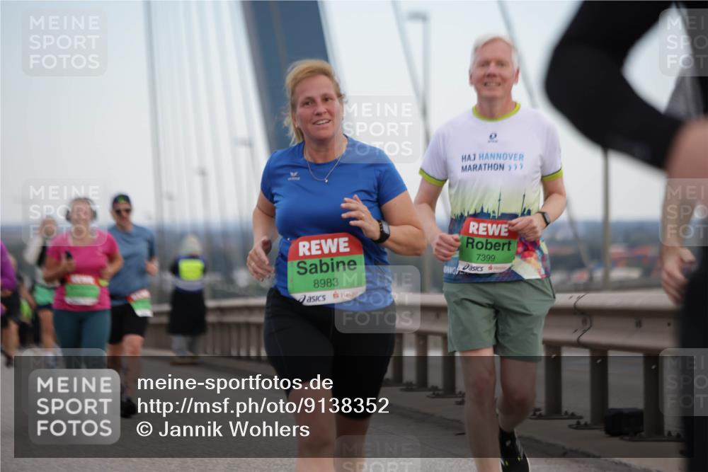 03.10.2025 - Köhlbrandbrückenlauf Jannik Wohlers http://msf.ph/oto/9138352 03.10.2025 15:28:21 Position 1 8983, 0, 7399 meine-sportfotos.de