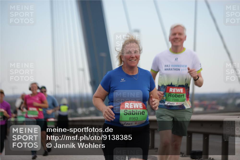 03.10.2025 - Köhlbrandbrückenlauf Jannik Wohlers http://msf.ph/oto/9138385 03.10.2025 15:28:22 Position 1 99, 8983, 7399 meine-sportfotos.de