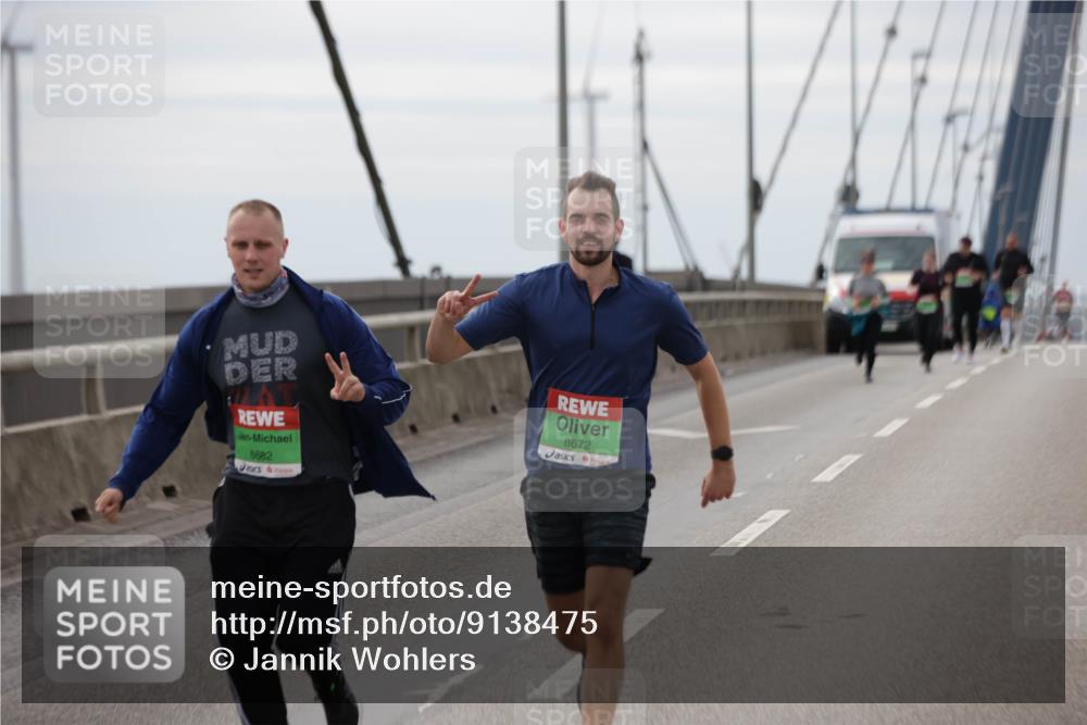03.10.2025 - Köhlbrandbrückenlauf Jannik Wohlers http://msf.ph/oto/9138475 03.10.2025 16:08:36 Position 1 8882, 8672 meine-sportfotos.de