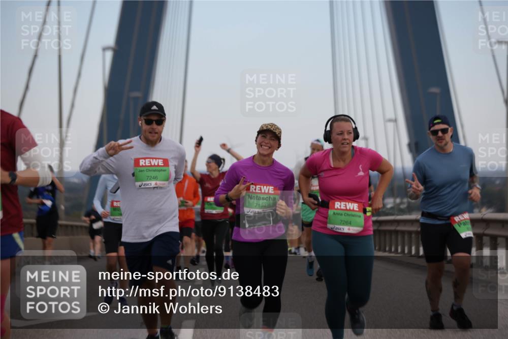 03.10.2025 - Köhlbrandbrückenlauf Jannik Wohlers http://msf.ph/oto/9138483 03.10.2025 15:28:25 Position 1 7246, 7194, 7264 meine-sportfotos.de