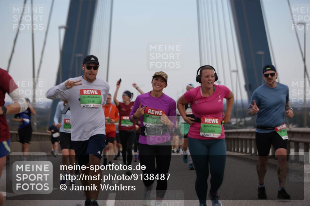 03.10.2025 - Köhlbrandbrückenlauf Jannik Wohlers http://msf.ph/oto/9138487 03.10.2025 15:28:25 Position 1 7246, 7194, 7264 meine-sportfotos.de