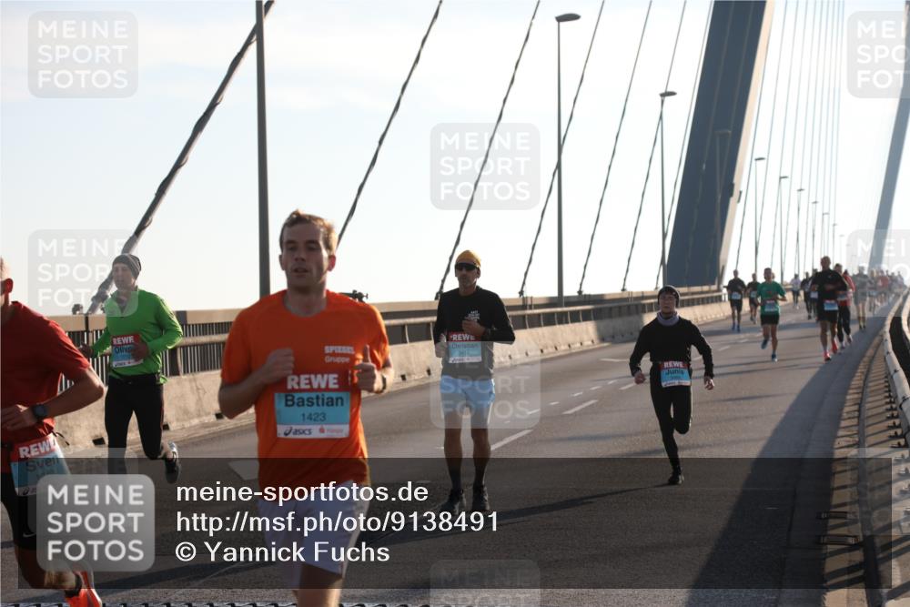 03.10.2025 - Köhlbrandbrückenlauf Yannick Fuchs http://msf.ph/oto/9138491 03.10.2025 08:22:43 Position 2 1210, 1010, 3414, 1423 meine-sportfotos.de