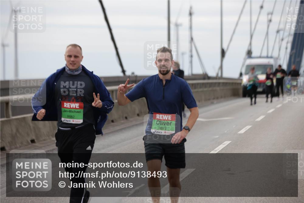 03.10.2025 - Köhlbrandbrückenlauf Jannik Wohlers http://msf.ph/oto/9138493 03.10.2025 16:08:36 Position 1 8682, 8672 meine-sportfotos.de